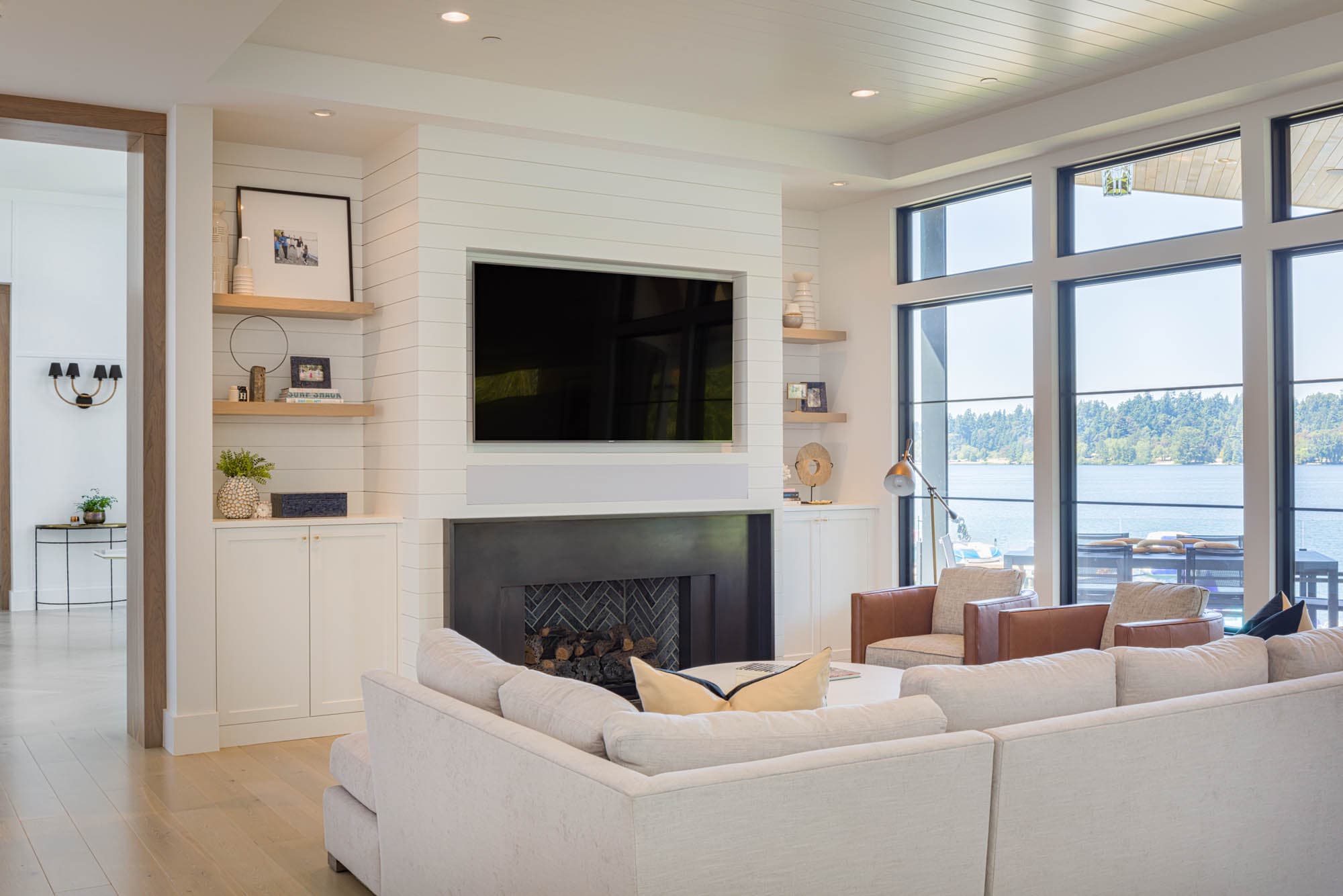 WATER'S EDGE interior design project in Mercer Island, Washington photo 3