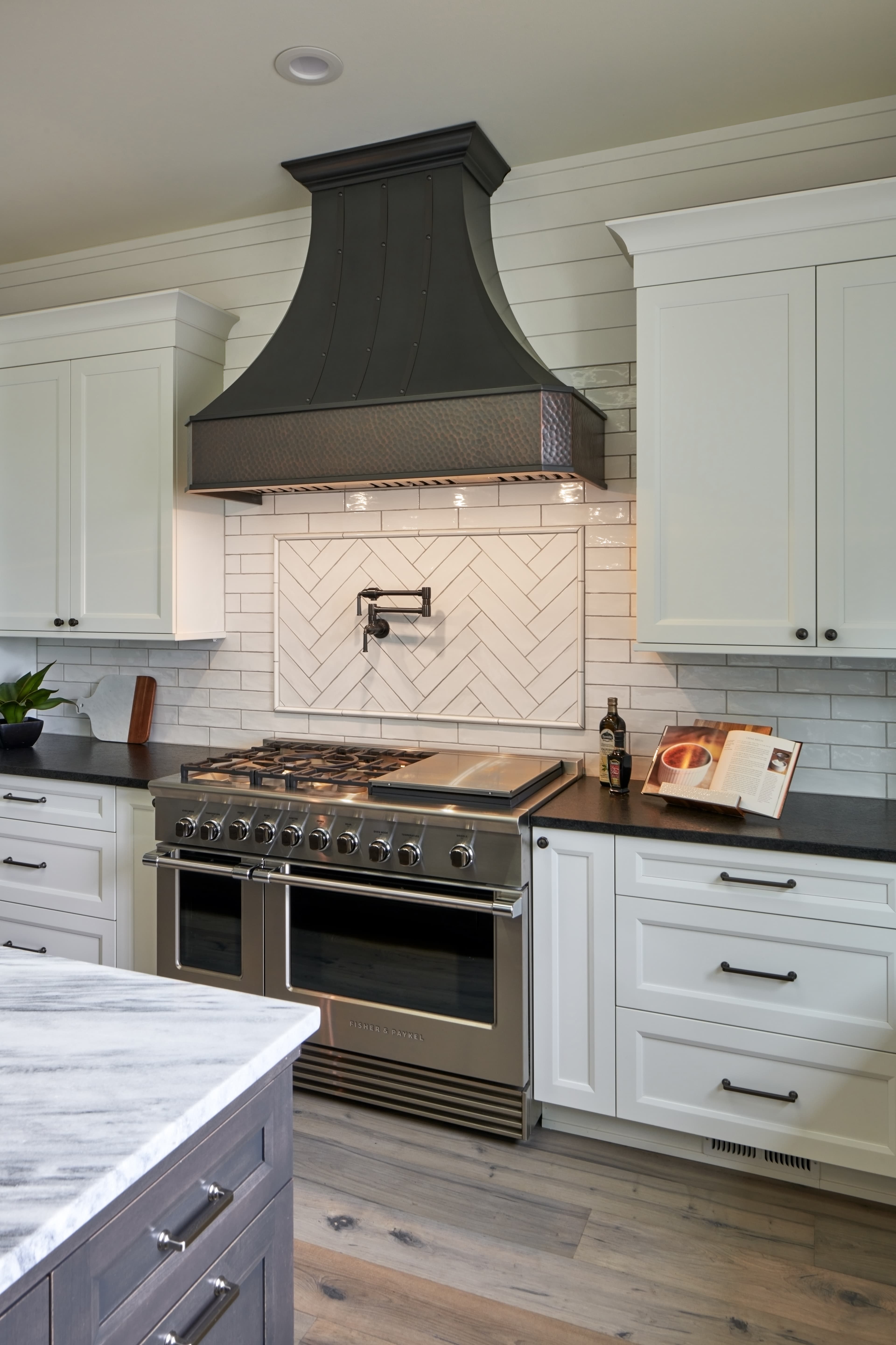 LICORICE MODERN FARMHOUSE interior design project in Seattle, Washington photo 5