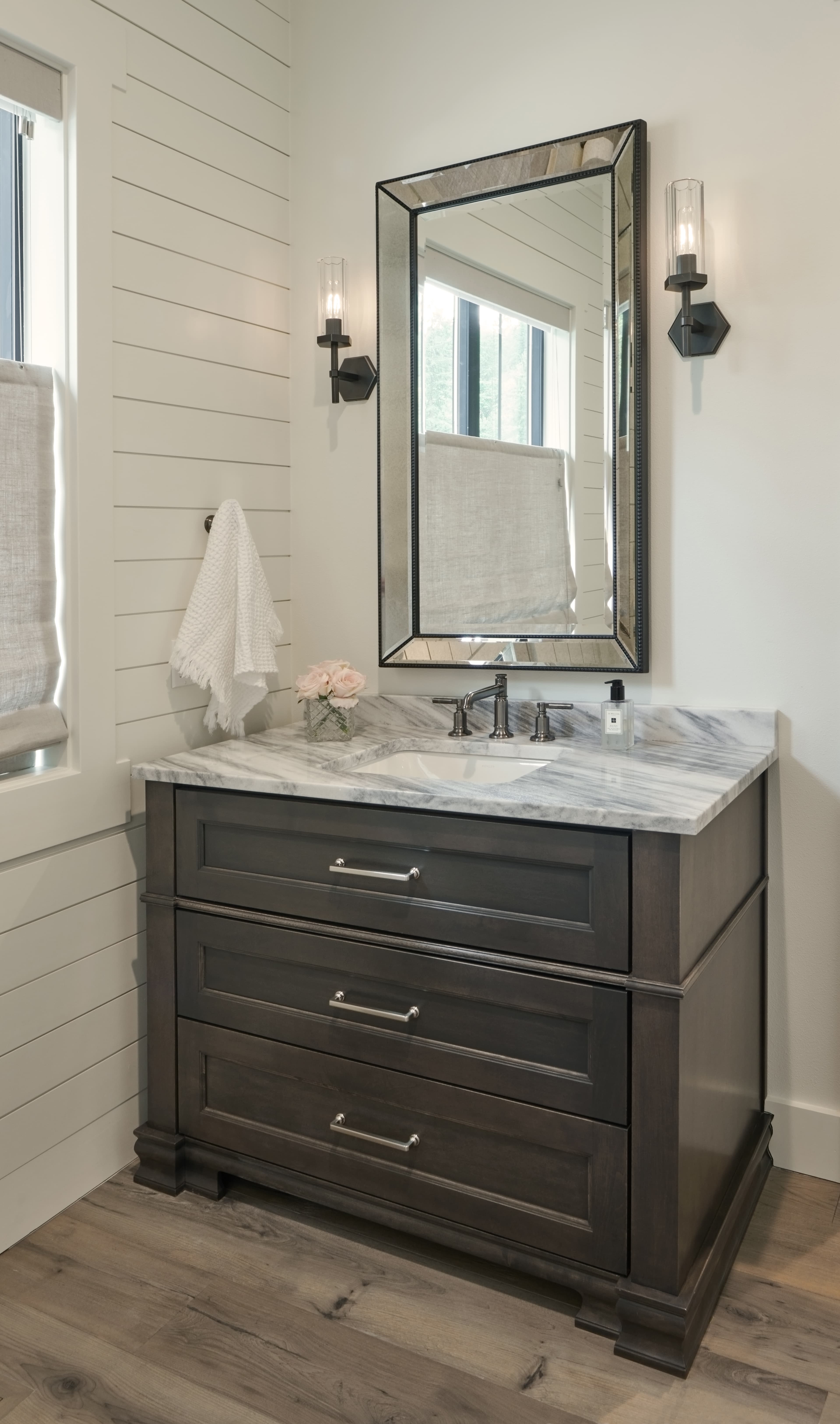 LICORICE MODERN FARMHOUSE interior design project in Seattle, Washington photo 7