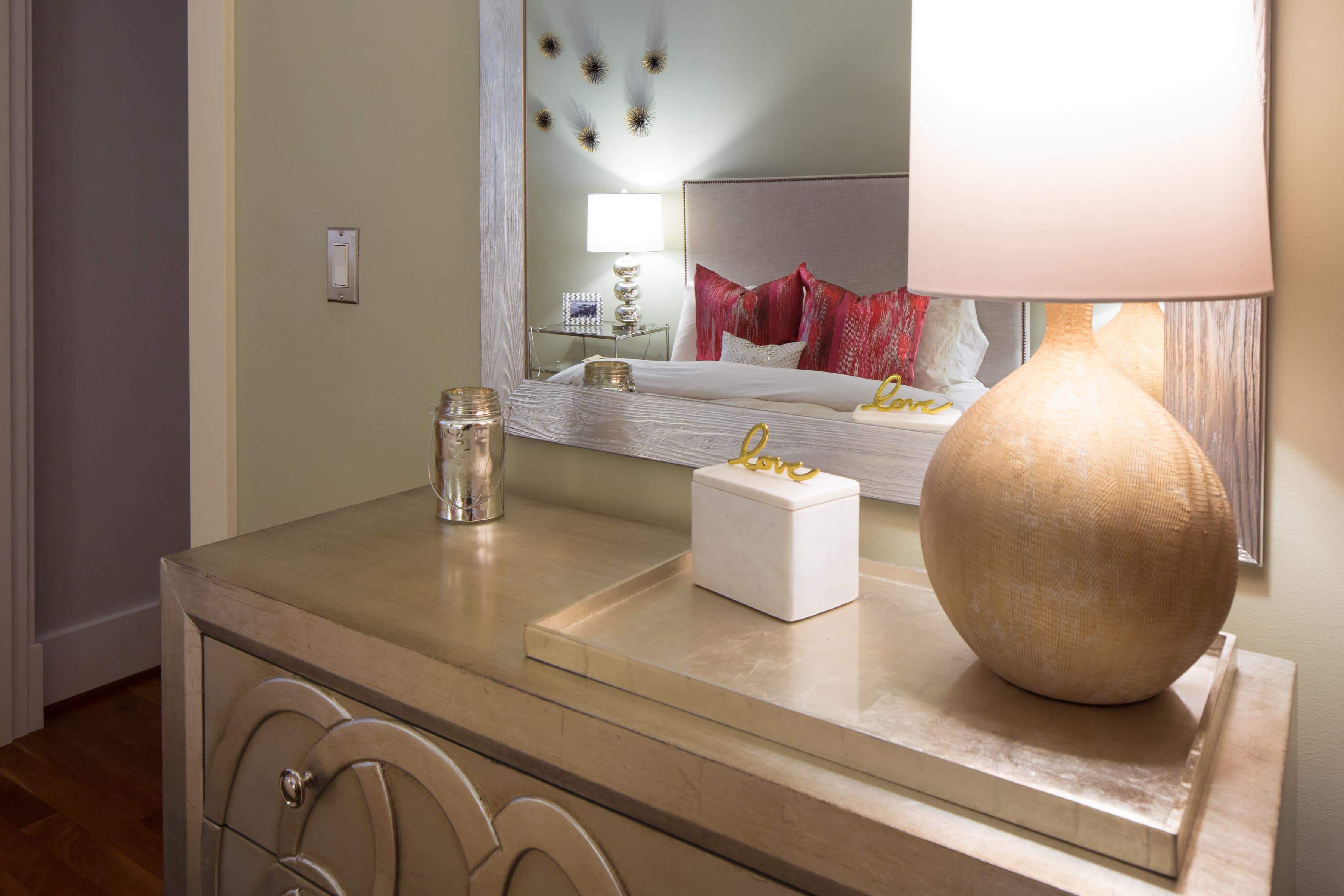 GLAMOROUS ELEGANCE interior design project in Mercer Island, Washington photo 10