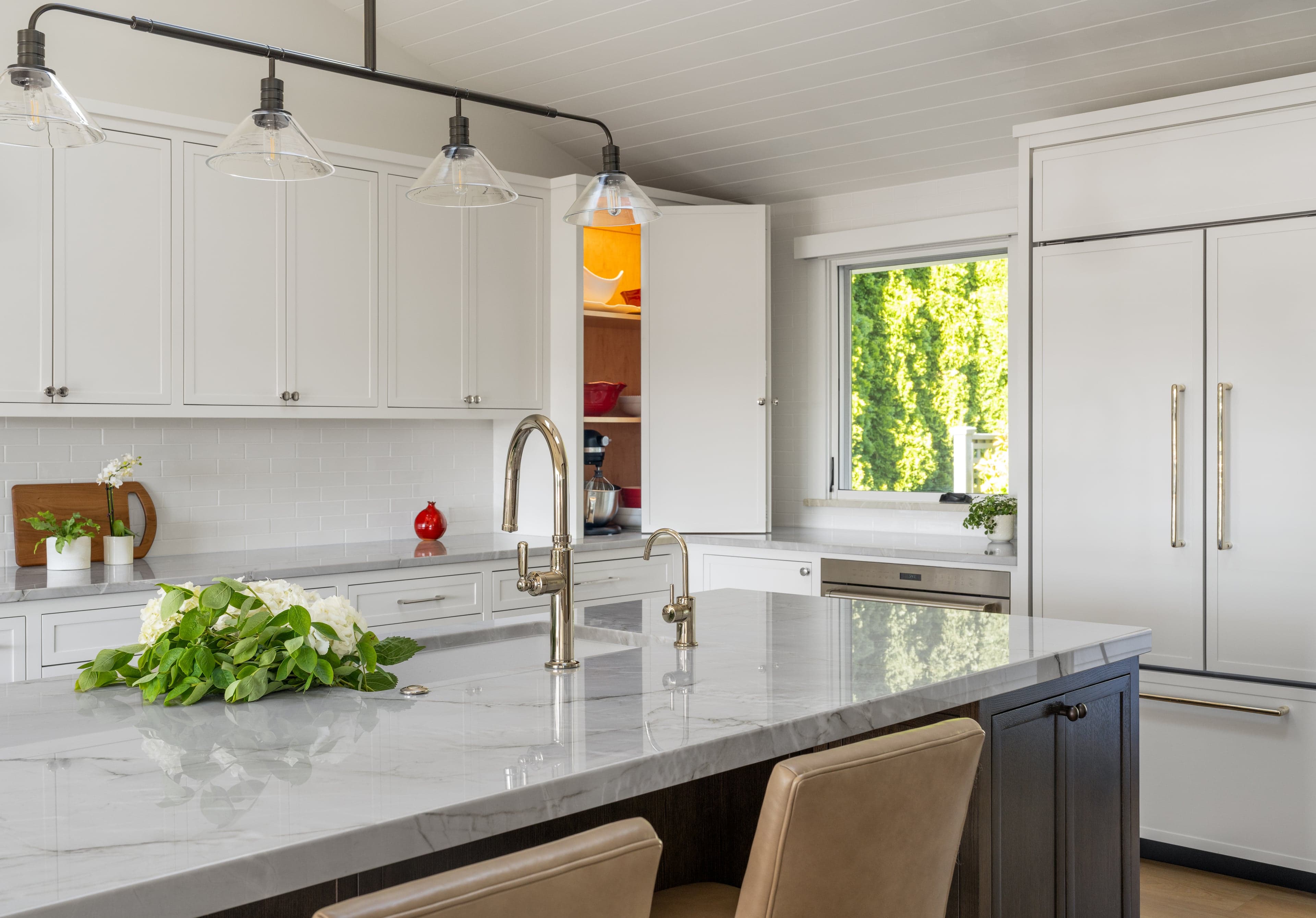 MERCER HEIGHTS interior design project in Mercer Island, Washington photo 11