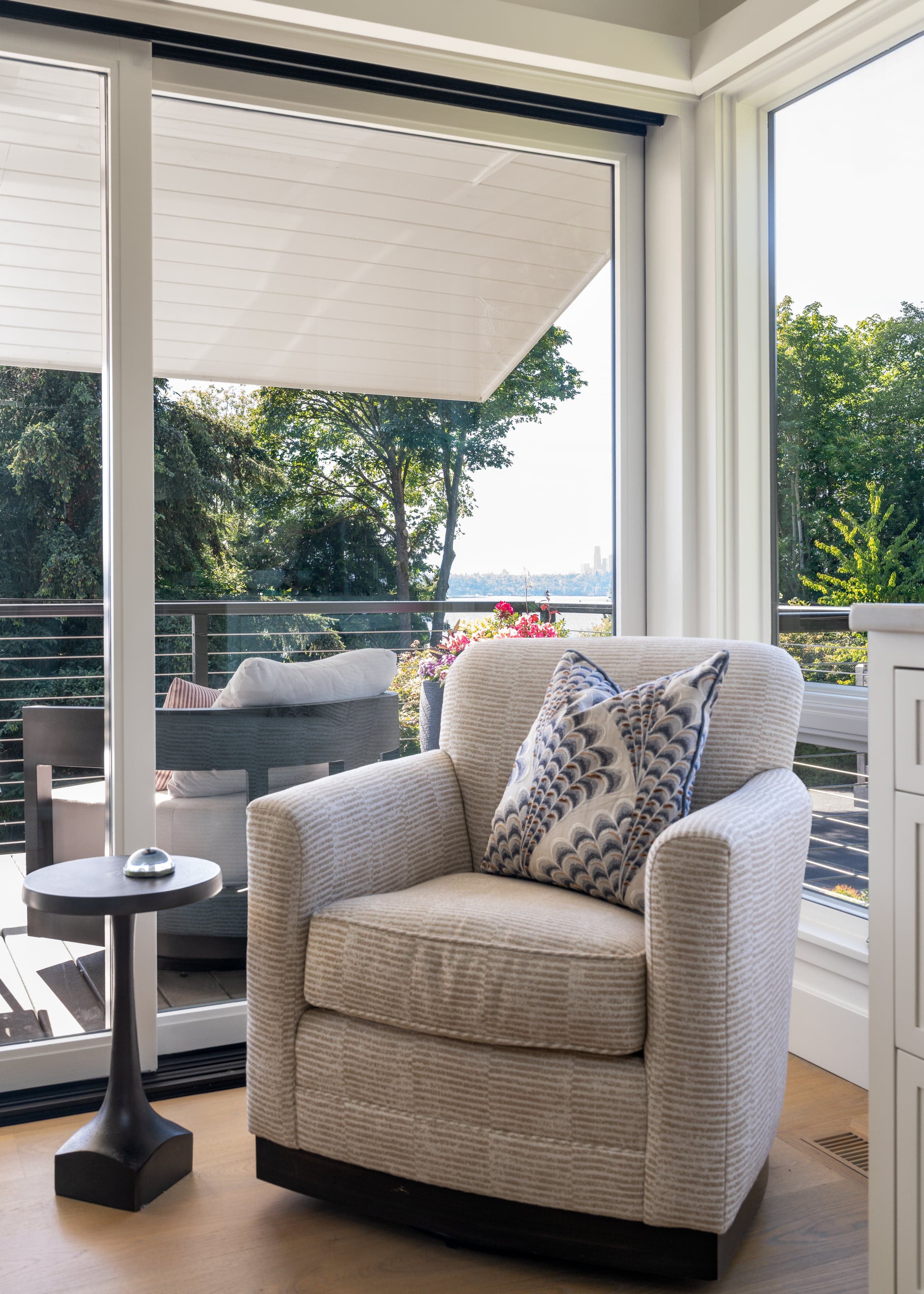 MERCER HEIGHTS interior design project in Mercer Island, Washington photo 14