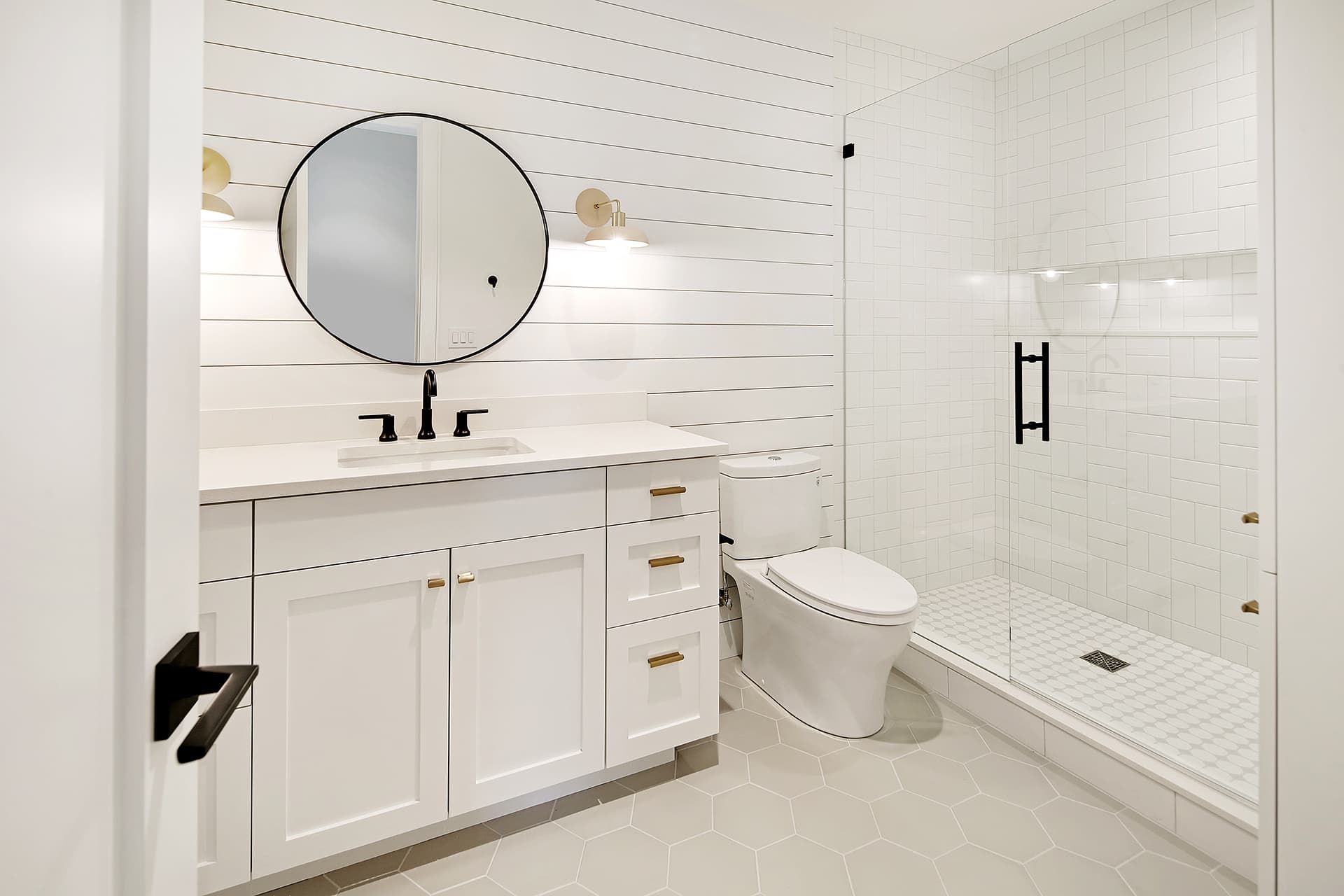 WATER'S EDGE interior design project in Mercer Island, Washington photo 15