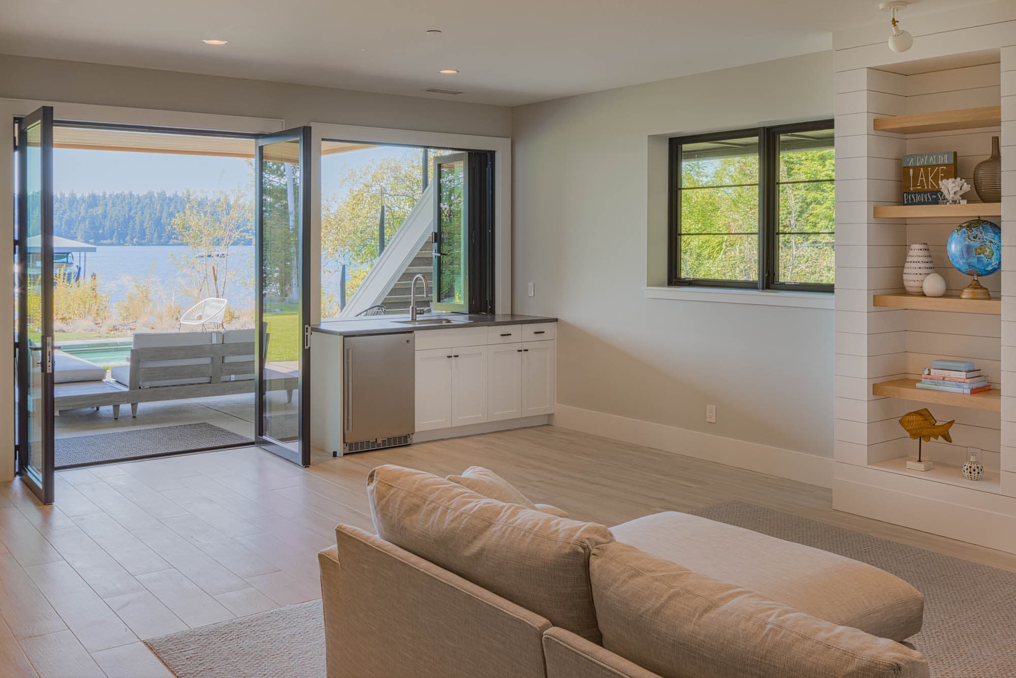 WATER'S EDGE interior design project in Mercer Island, Washington photo 16